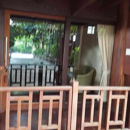Ruean Mai Chai Khlong Amphawa Exterior foto
